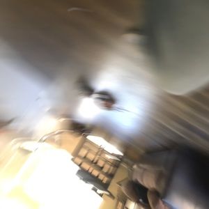 Meet your Posher, Levi